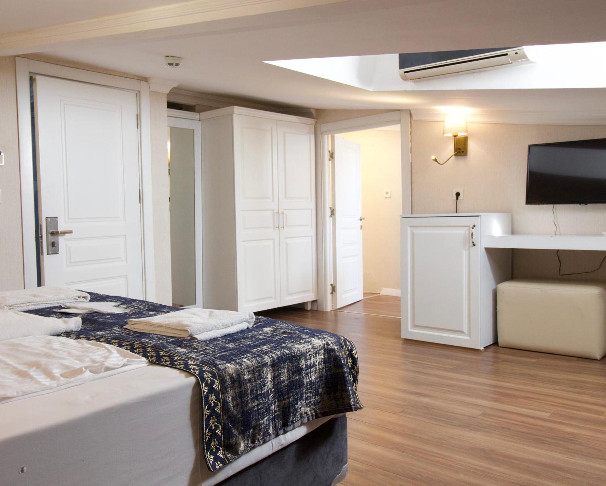 Olympos Garden Hotel อิสตันบูล ภายนอก รูปภาพ